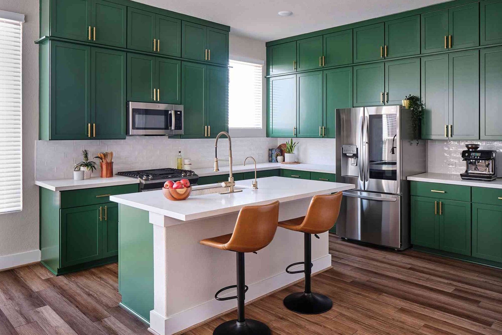 Cabinet Painters in Warwick, NY